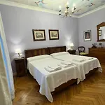 Palacio Pampinot Отель *