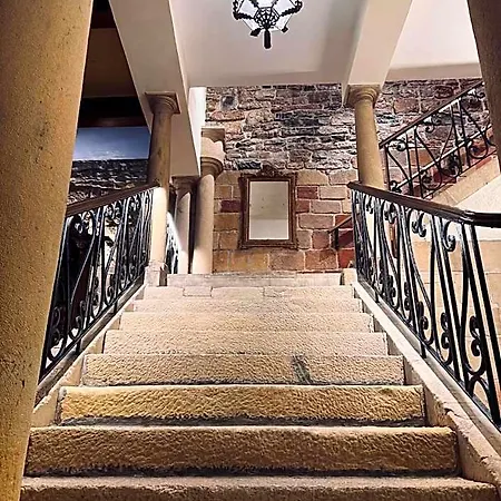 Palacio Pampinot Hondarribia