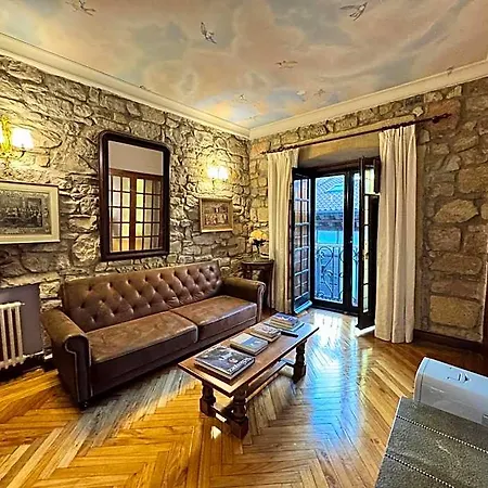 Hotell Palacio Pampinot *